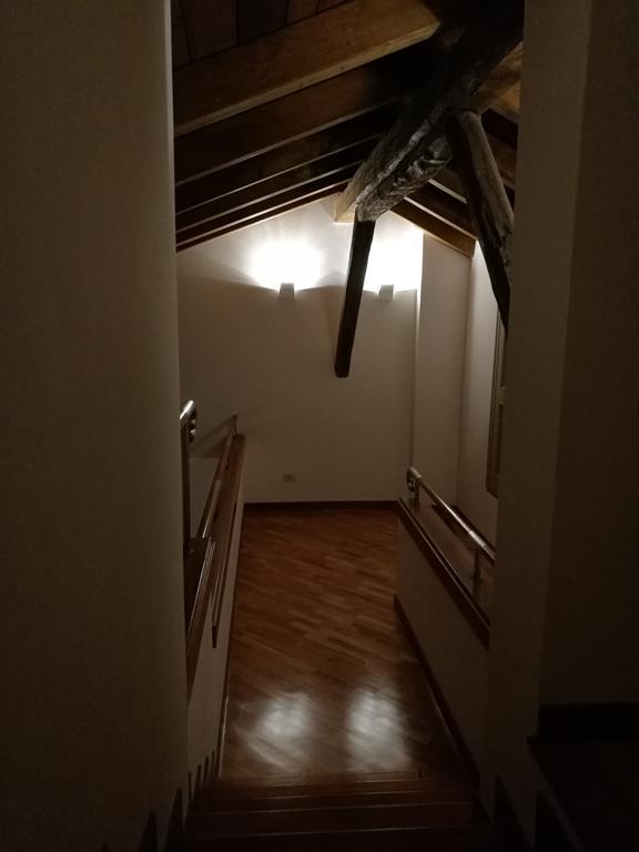 Farolfi Apartments Pepoli Болонья Екстер'єр фото