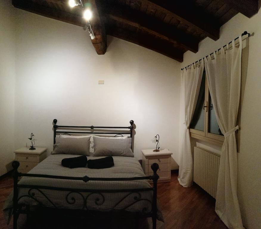 Farolfi Apartments Pepoli Болонья Екстер'єр фото
