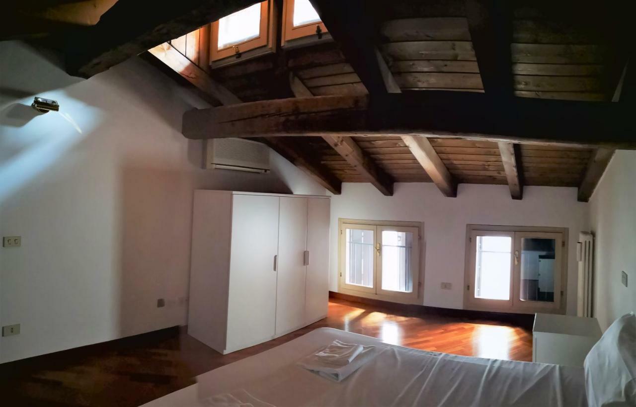 Farolfi Apartments Pepoli Болонья Екстер'єр фото