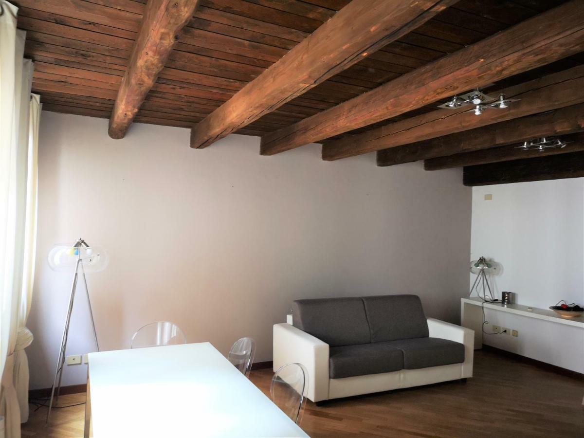 Farolfi Apartments Pepoli Болонья Екстер'єр фото